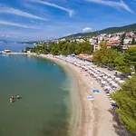 Apartmán With Parking Space - 23997 Crikvenica